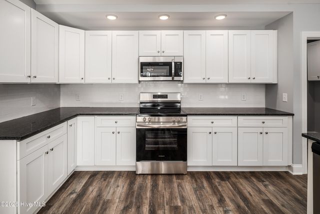 1301 Hunley Court, Winterville, NC 28590