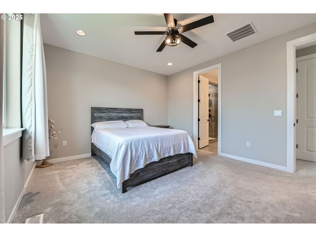 27621 Sw ALDER Ln, Wilsonville, OR 97070