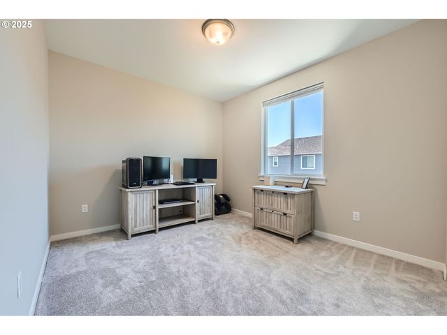 27621 Sw ALDER Ln, Wilsonville, OR 97070