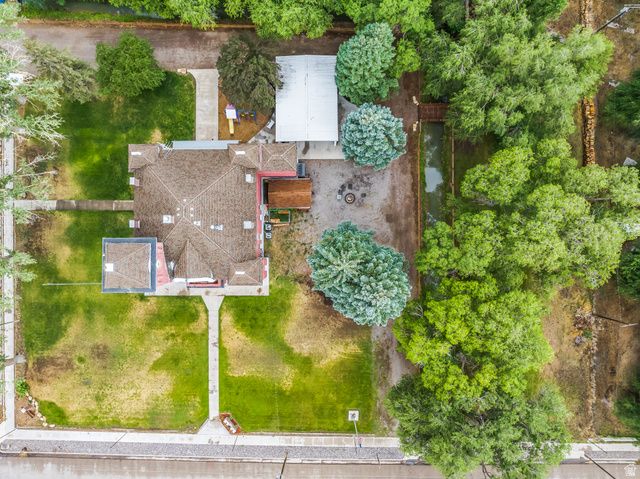 21 N MAIN ST, Junction, UT 84740