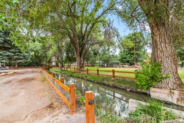 21 N MAIN ST, Junction, UT 84740