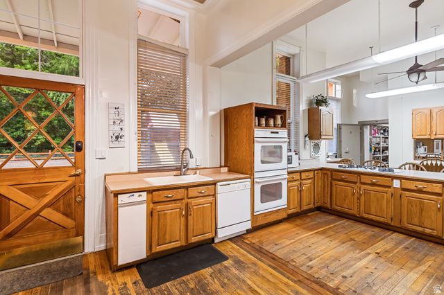 21 N MAIN ST, Junction, UT 84740