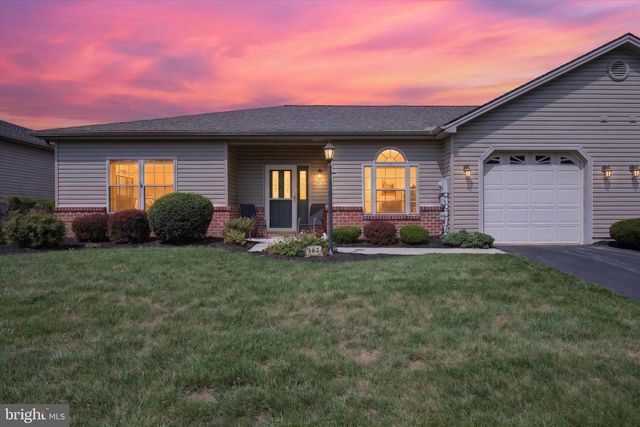 162 LEONARD LN, Harrisburg, PA 17111
