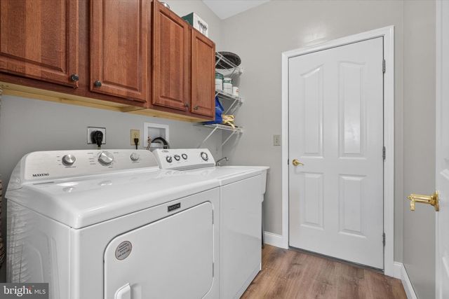162 LEONARD LN, Harrisburg, PA 17111