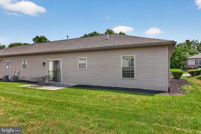 162 LEONARD LN, Harrisburg, PA 17111