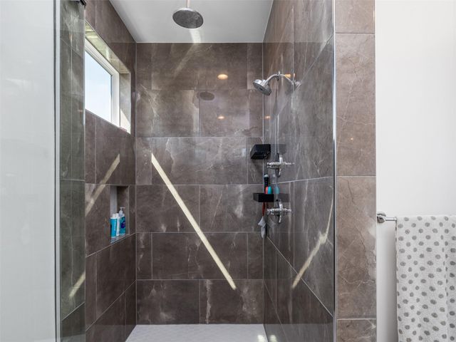 6401 Keegans DR, Austin, TX 78724