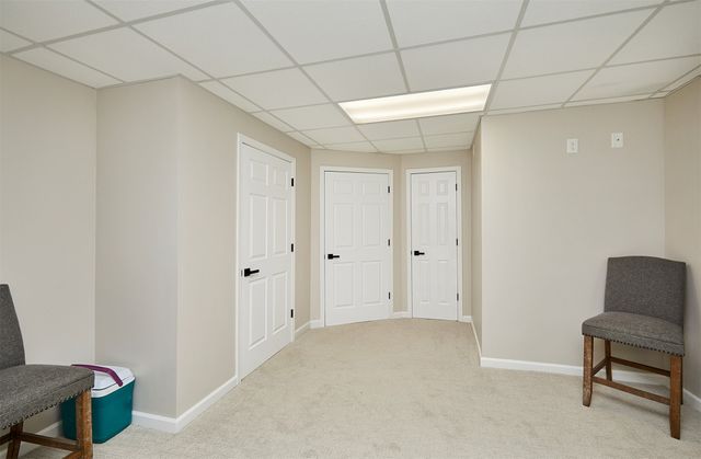 1885 Glen Oaks Drive, West Des Moines, IA 50266