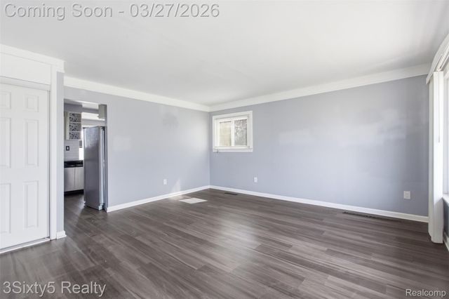 21950 Coolidge Highway, Oak Park, MI 48237