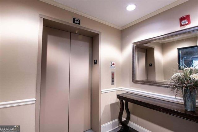 3275 NE Lenox Road NE 207, Atlanta, GA 30324