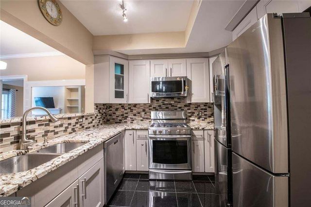 3275 NE Lenox Road NE 207, Atlanta, GA 30324