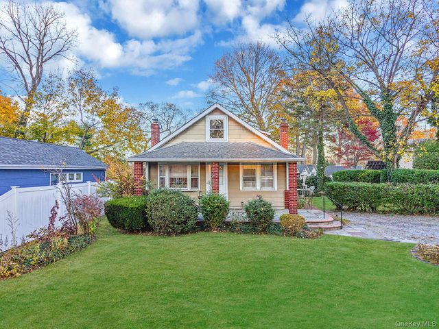 411 Harrison Drive, Centerport, NY 11721