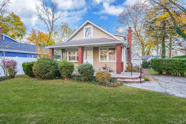 411 Harrison Drive, Centerport, NY 11721