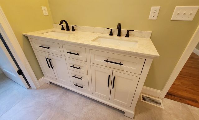 17. Forbes Rd., Rochester, MA 02770
