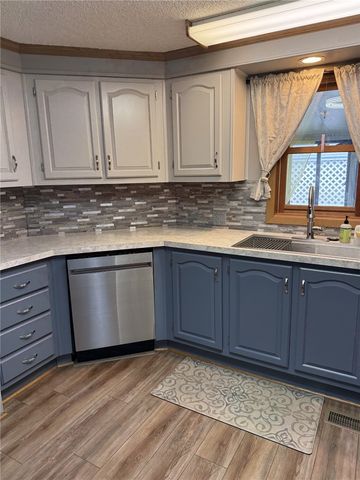 6415 Murphy Drive, Victor, NY 14564