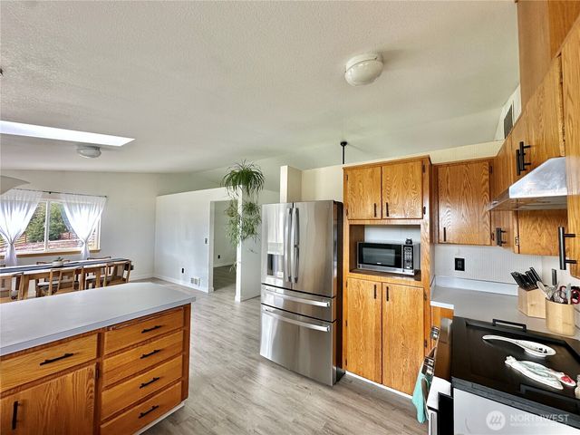 17 Gray Gables Lane, Hoquiam, WA 98550