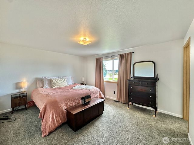 17 Gray Gables Lane, Hoquiam, WA 98550