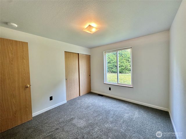 17 Gray Gables Lane, Hoquiam, WA 98550