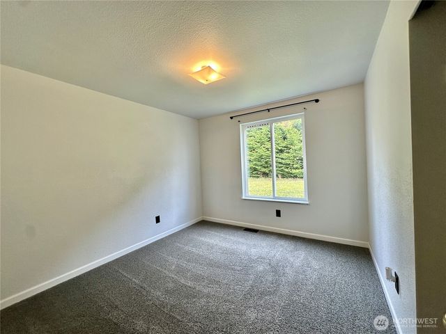 17 Gray Gables Lane, Hoquiam, WA 98550