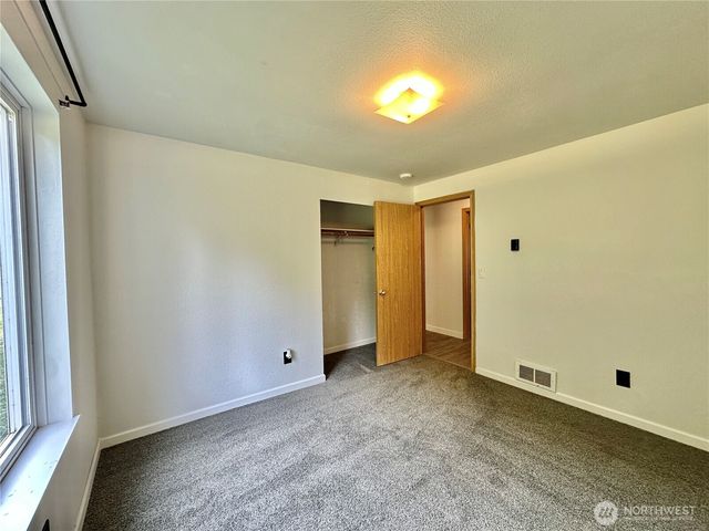 17 Gray Gables Lane, Hoquiam, WA 98550