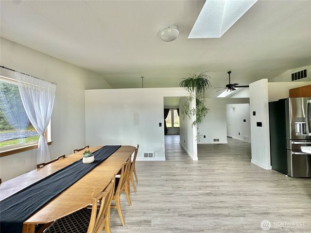 17 Gray Gables Lane, Hoquiam, WA 98550