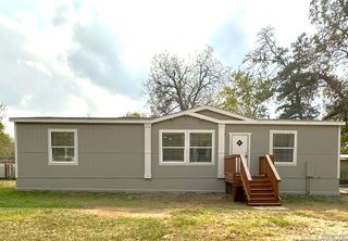 4051 Sutherland Springs, Seguin, TX 78155