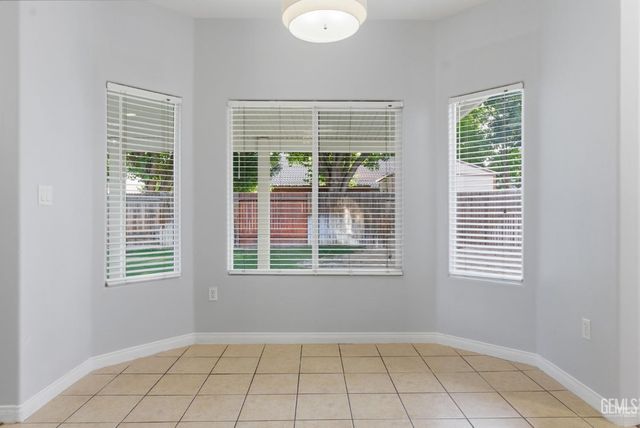 1101 Sayword Court, Bakersfield, CA 93312