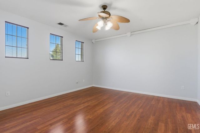 1101 Sayword Court, Bakersfield, CA 93312