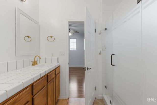 1101 Sayword Court, Bakersfield, CA 93312