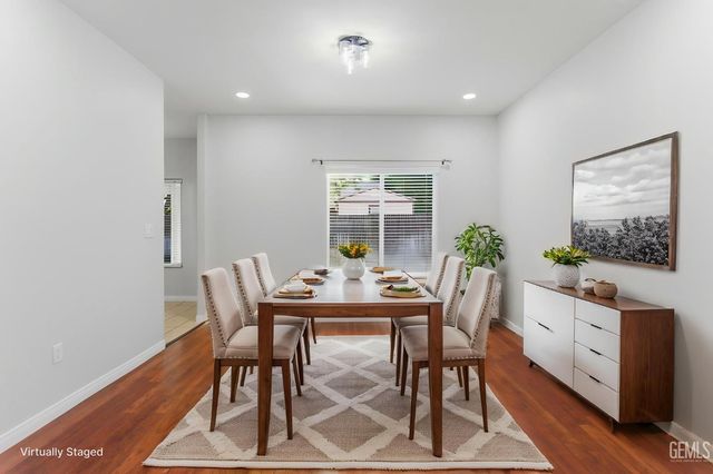1101 Sayword Court, Bakersfield, CA 93312