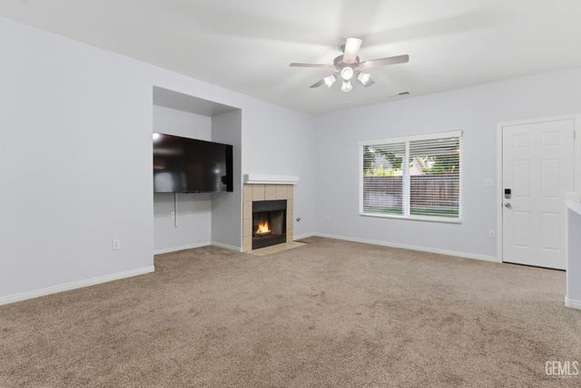 1101 Sayword Court, Bakersfield, CA 93312
