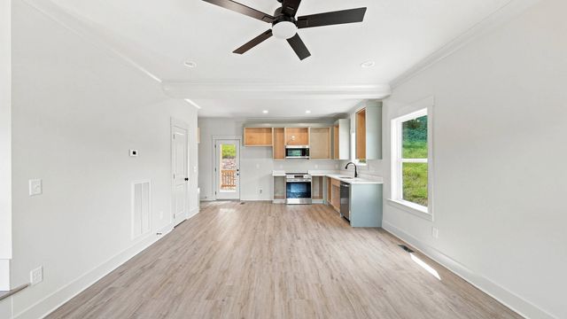 6624 Sandswitch Road, Hixson, TN 37343