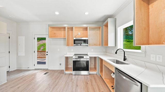 6624 Sandswitch Road, Hixson, TN 37343