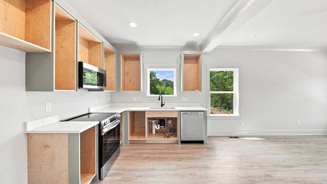 6624 Sandswitch Road, Hixson, TN 37343