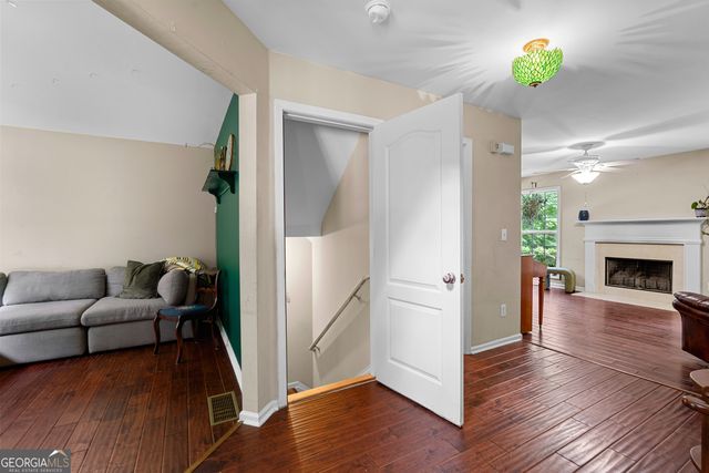 893 Hines Road, Moreland, GA 30259