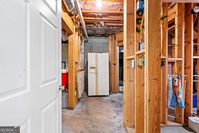 893 Hines Road, Moreland, GA 30259