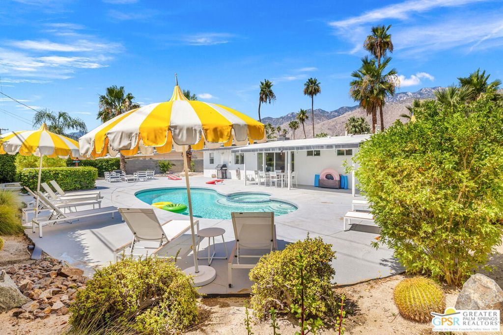 Image 1 of property listing at 242 Cerritos Drive, Palm Springs, CA 92262