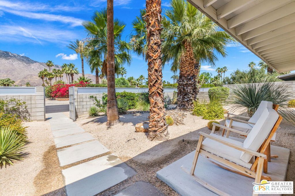 Image 17 of property listing at 242 Cerritos Drive, Palm Springs, CA 92262
