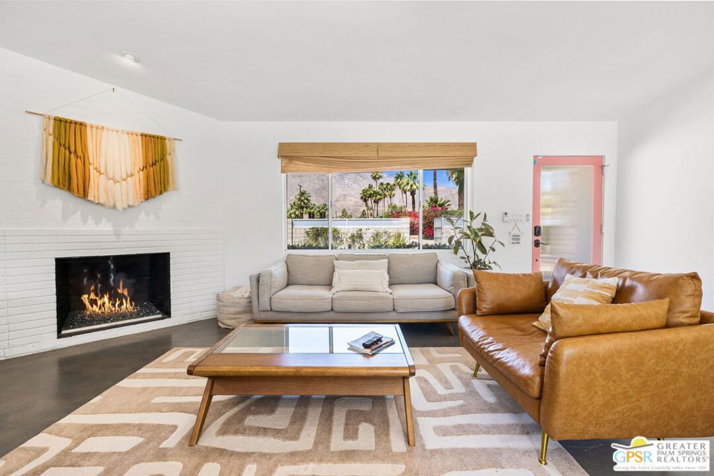 Image 21 of property listing at 242 Cerritos Drive, Palm Springs, CA 92262