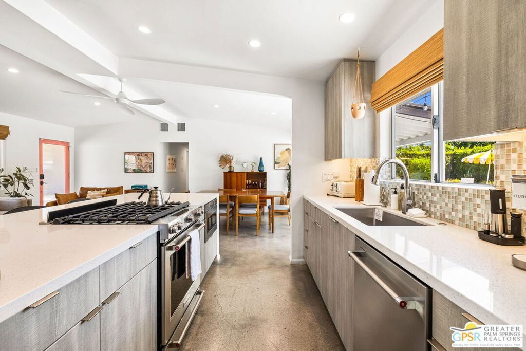 Image 26 of property listing at 242 Cerritos Drive, Palm Springs, CA 92262