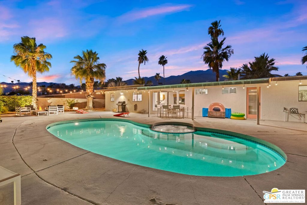 Image 43 of property listing at 242 Cerritos Drive, Palm Springs, CA 92262
