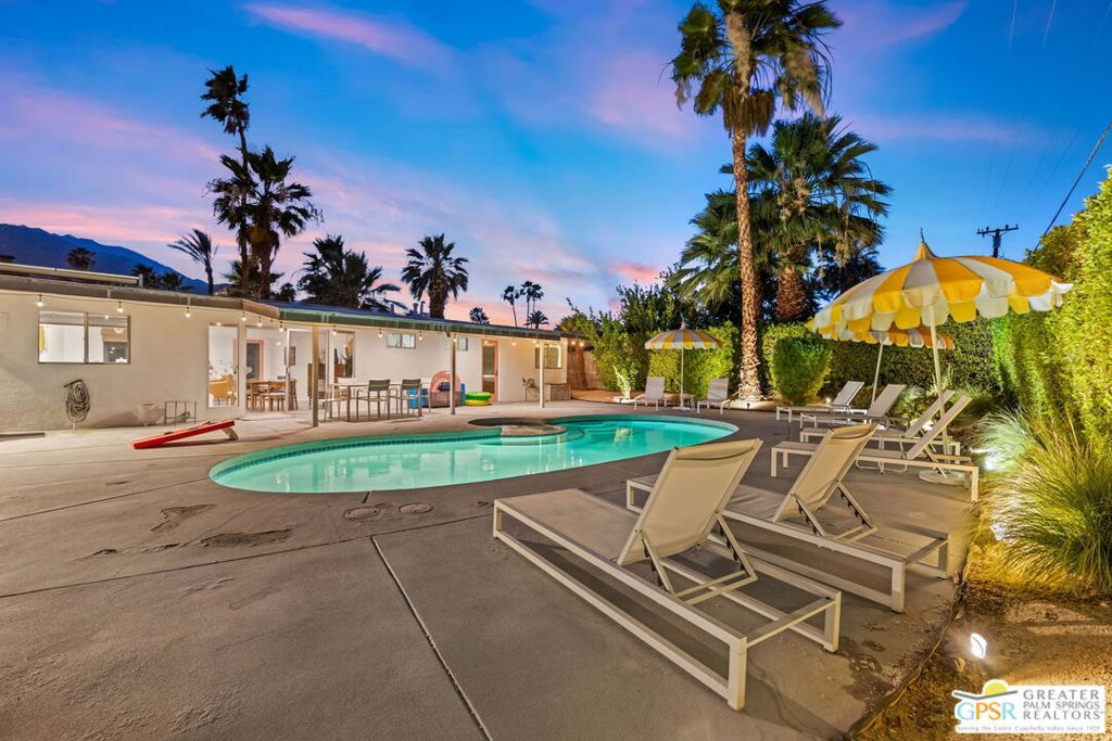 Image 44 of property listing at 242 Cerritos Drive, Palm Springs, CA 92262