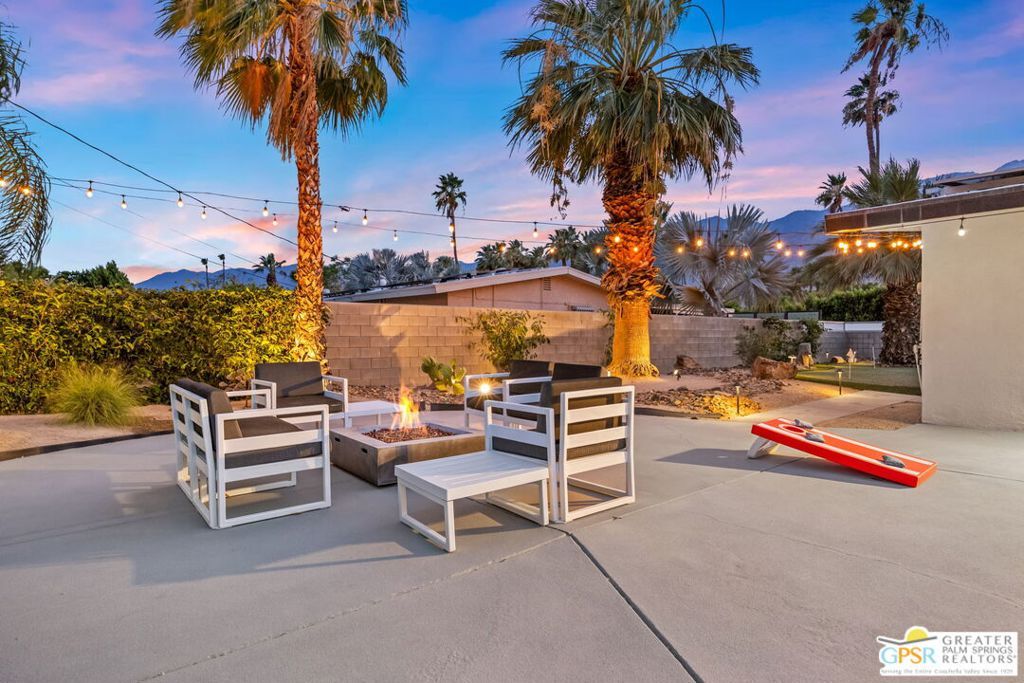 Image 49 of property listing at 242 Cerritos Drive, Palm Springs, CA 92262