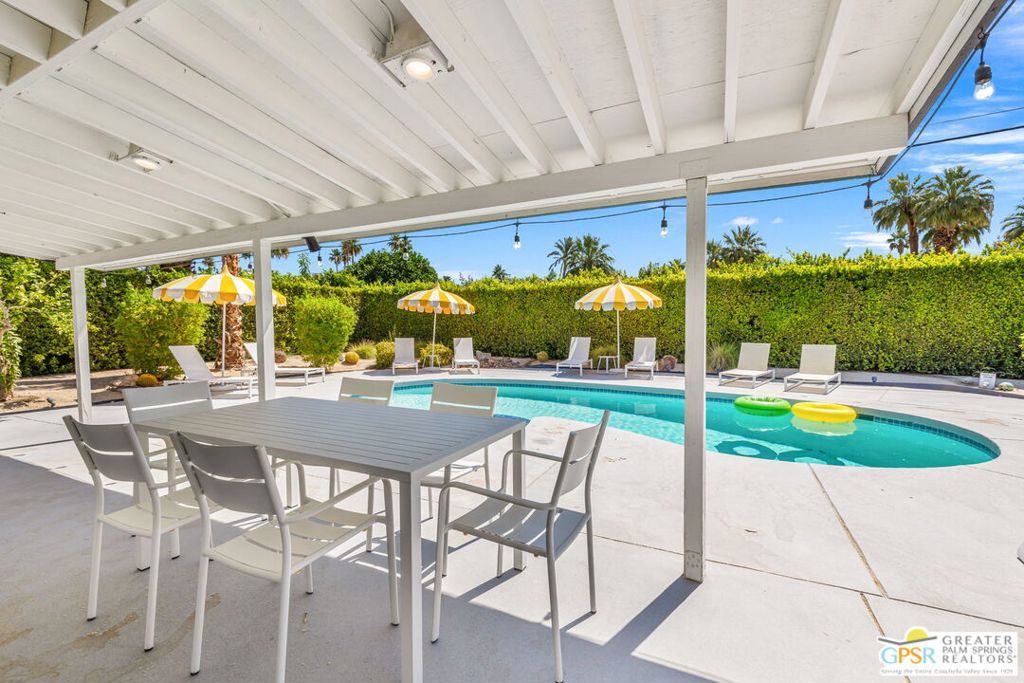 Image 54 of property listing at 242 Cerritos Drive, Palm Springs, CA 92262