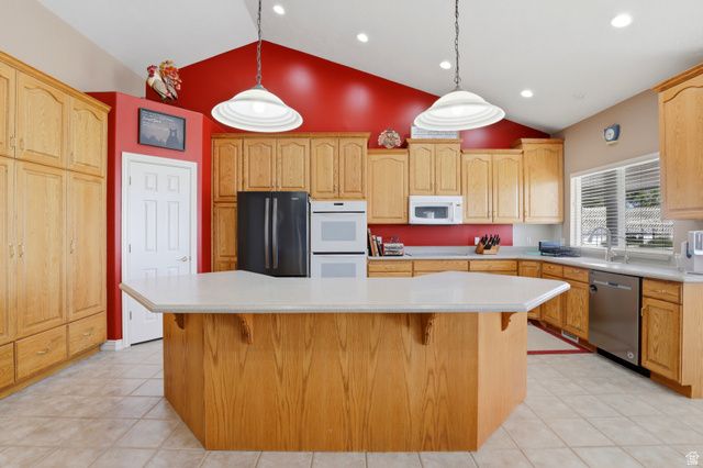 1274 W CHAPEL RIDGE DR, South Jordan, UT 84095
