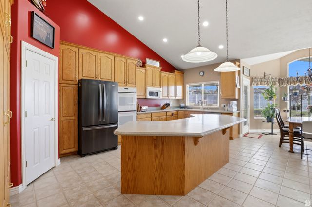 1274 W CHAPEL RIDGE DR, South Jordan, UT 84095