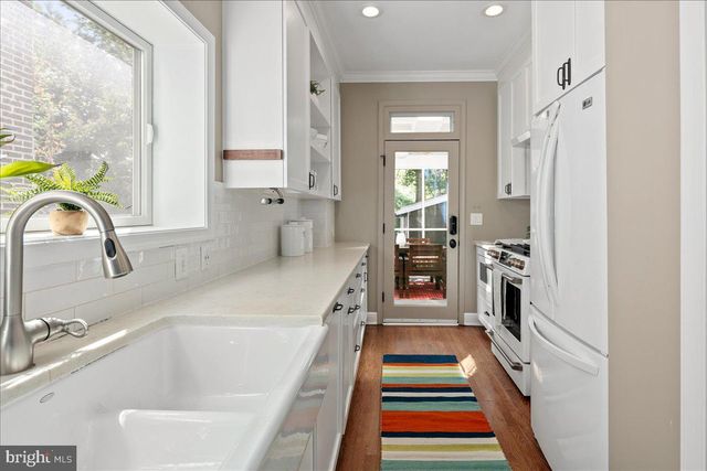 909 G ST SE, Washington, DC 20003
