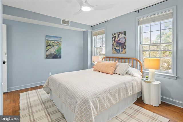 909 G ST SE, Washington, DC 20003