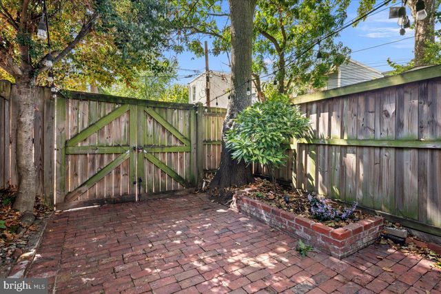 909 G ST SE, Washington, DC 20003