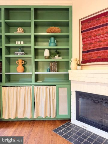 909 G ST SE, Washington, DC 20003
