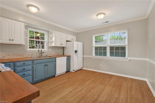 5404 Blue Knob RD, Virginia Beach, VA 23464